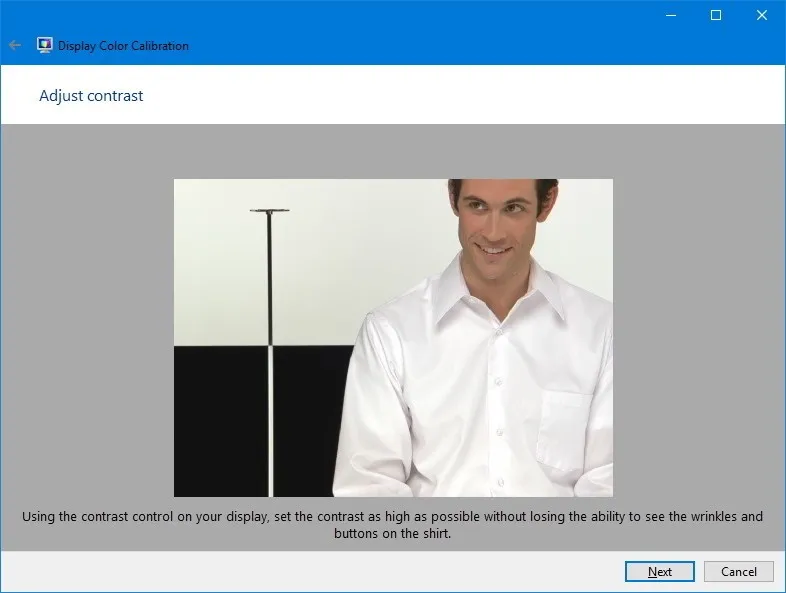 Найдите элементы управления контрастом на своем мониторе и установите его достаточно высоко, как показано на изображении ниже, и нажмите « Далее», чтобы продолжить.