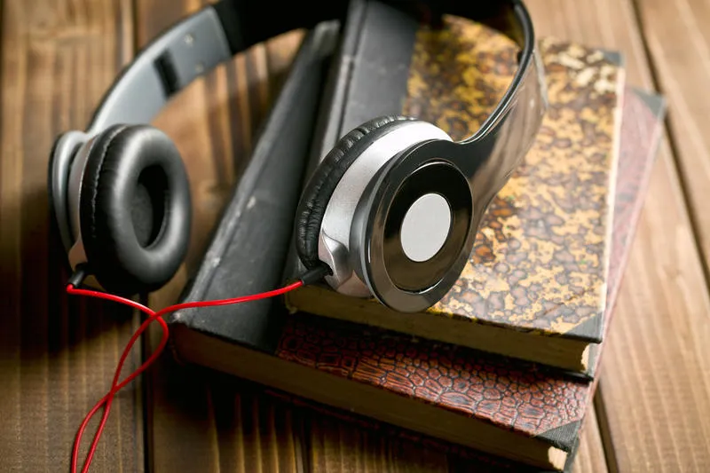 Лучшие сайты для прослушивания аудиокниг бесплатно