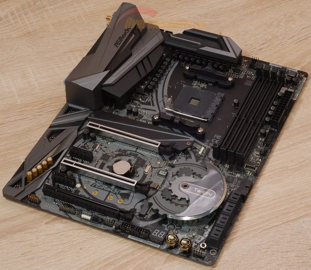 4. ASRock X470 Taichi
